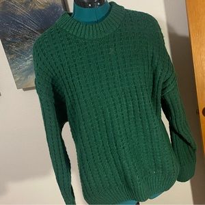 🍉 Green sweater size M